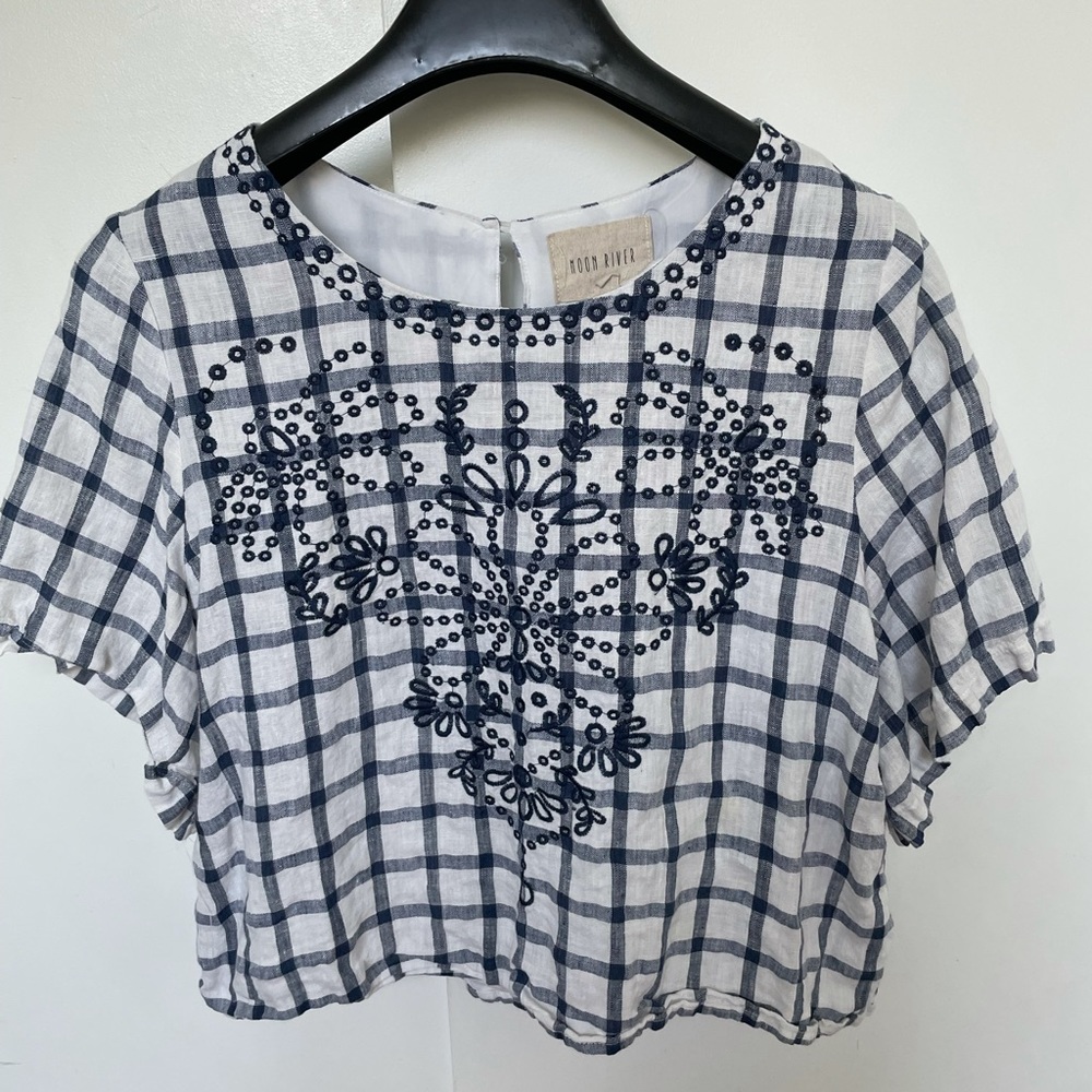 Gingham cropped blouse